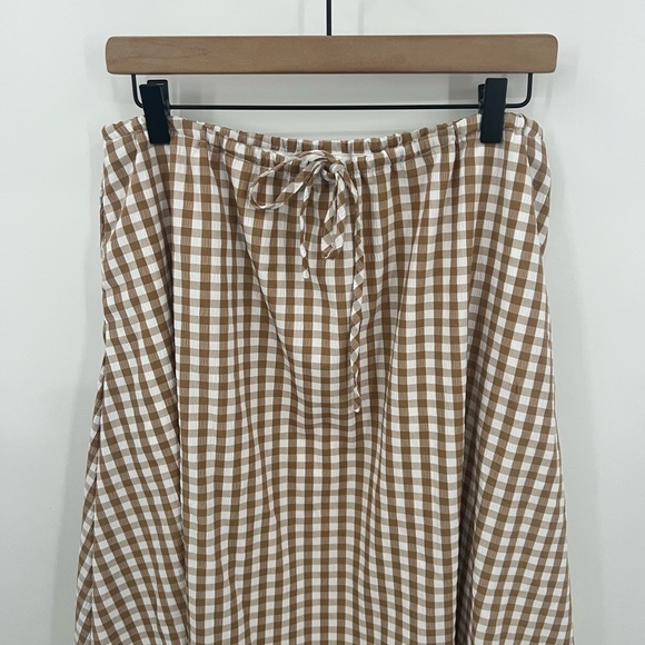 Women's Gingham Balloon Midi Skirt - Beige - Picture 3 of 10